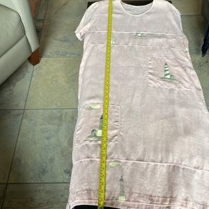 Elegant Short Sleeve Summer Shift in Pink Linen with Lighthouse/Sailboat Motif